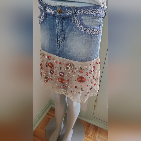 Vintage Boho Lace Flower Jean Skirt - Picture 2 of 8